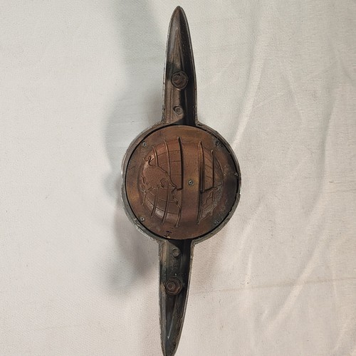 Vintage 1950's Oldsmobile Hood Emblem Globe Original OEM No 556420 - Bild 5 von 8
