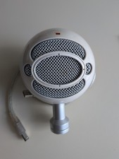 Blue Microphones Snowball Ice White Plug  Play USB Condenser Microphone