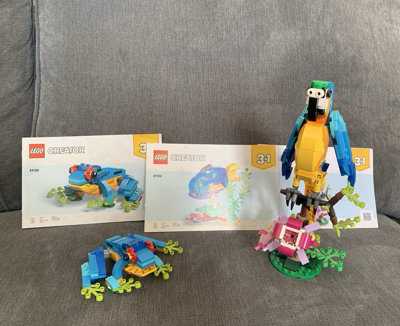 LEGO Creator 31136 Exotic Parrot 3-in-1 Parrot/Frog/Fish 253pc Set