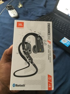 jbl waterproof mp3