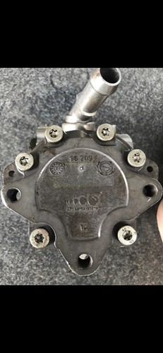 Lamborghini Gallardo LP500 Servopumpe 07L1457518 500PS gebraucht Pumpe Servo - Bild 4 von 6