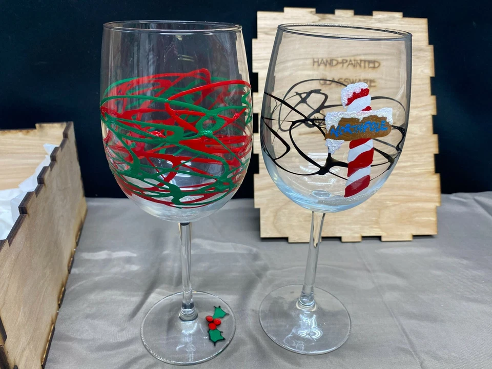 Juego de 2 diseños ~ Copas de vino "NAVIDAD" Amanda Lee ~ 9 1/4" de alto con caja de regalo Foto 3 de 4