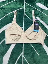 Bali Cool Comfort Wireless Bra Classic Support Size 40D NWT 44 MSRP Tan Beige