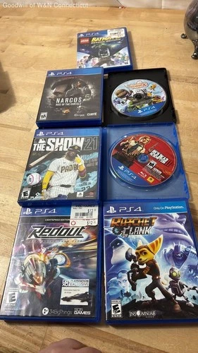 Red Dead Redemption II Ratchet & Clank 7 PS4 Game Lot Sony PlayStation 4