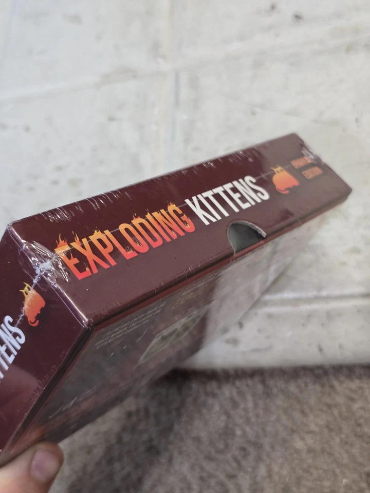 Juego de Cartas Exploding Kittens, Edición Original, 2020, Precintado Foto 4 de 4