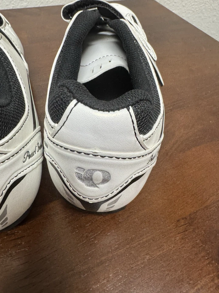 Zapatos de ciclismo PEARL IZUMI EU 42 EE. UU. W9-9,5 M 8-8,5 interfaz blancos Foto 4 de 4