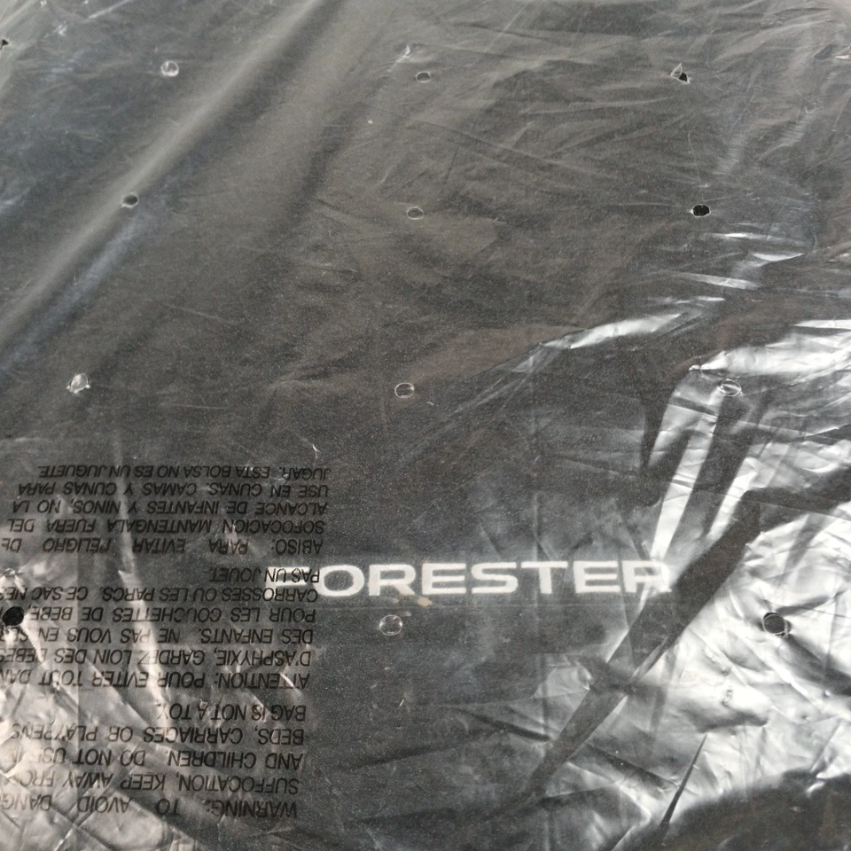 Juego de alfombrillas negras Subaru Forester x4 originales OEM para todo clima 2019-2024 RB Foto 2 de 4