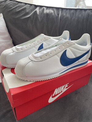 NIKE Classic Cortez Nylon 807472102
