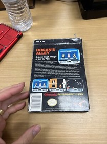Hogan's Alley Nintendo NES 3 Screw Video Game Complete in Box