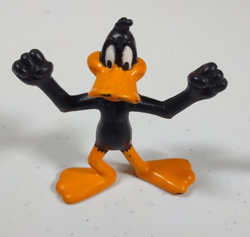 90s Looney Tunes Figures Lot: Taz, Wile E Coyote, Daffy Duck - Picture 9 of 17