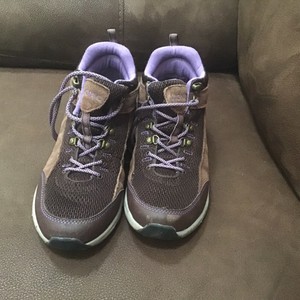 vionic cypress walking boot