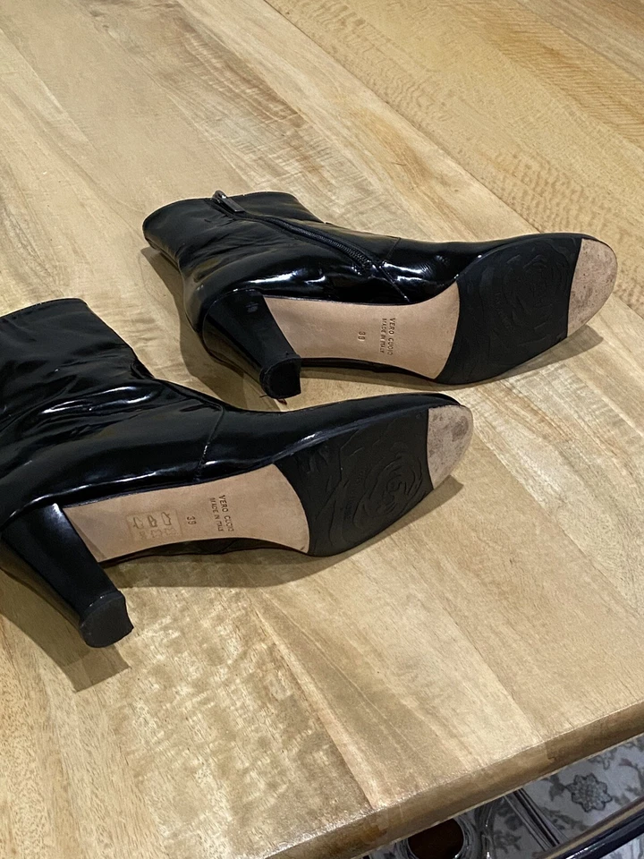 Taryn Rose Italy Patent Leather Black Booties Sz 39 3”Heel - Image 3 of 4