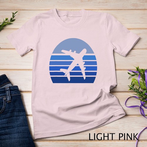 Camiseta Retro Silueta Piloto Aviación Asistencia de Vuelo Unisex - Imagen 8 de 15