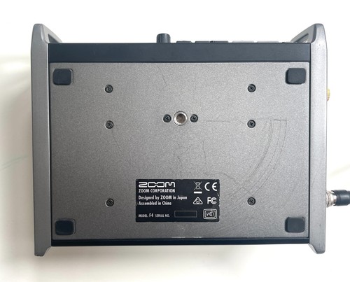 Zoom F4 Multitrack Professional Field Recorder - Picture 5 of 9