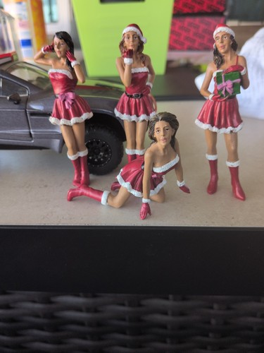1/18 Sexy Beauty Girls Resin Figurines Christmas Scene Models For Cars Vehicles