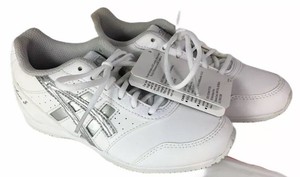 asics white cheer shoes