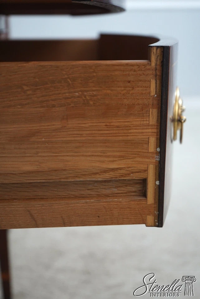 67922: Aparador STICKLEY Federal Hepplewhite estilo caoba Foto 4 de 4