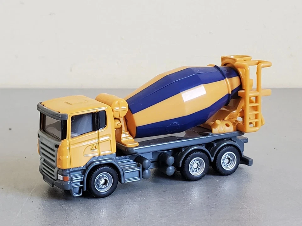 SIKU 1/87 Scania Liebherr – Camion Miscelatore Betoniera Rif. 1896 - Molto Buono - Immagine 2 di 4