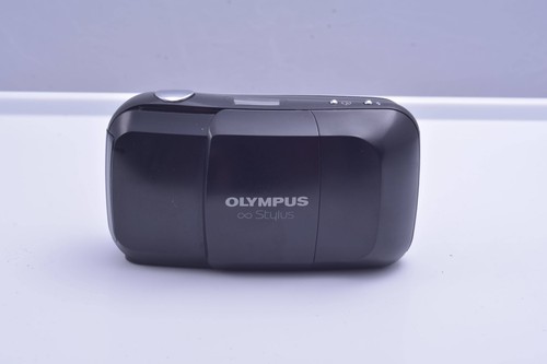 olympus infinity stylus mju I point and shoot camera with case