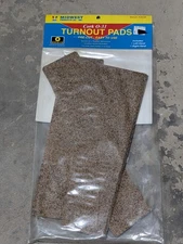 Midwest Products - O Scale - #3035 - Turnout Pads - 1 Left, 1 Right - NOS