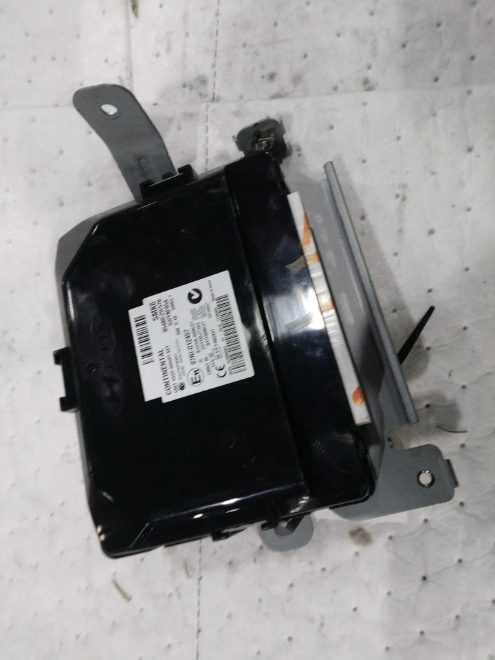 2015 Hyundai Santa Fe Ignition Control Module OEM 954802W570 Used 105k Mi - Image 2 of 4