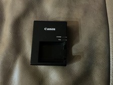 Genuine LC-E10 Battery Charger For Canon Rebel T3 T5 T6 T7 DSLR 1300D 1200D USED