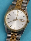 VINTAGE SEIKO QUARTZ DAY DATE TWO-TONE DRESS WATCH 7N43-8111 JAPAN