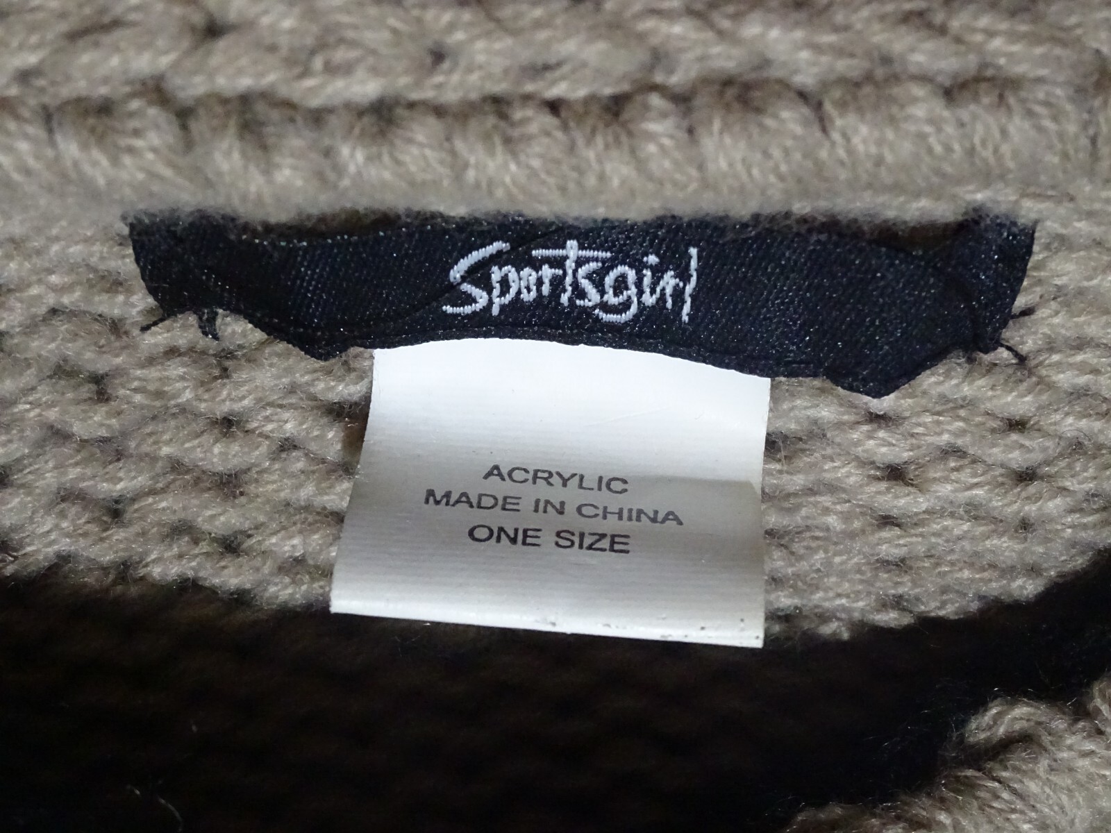 SPORTSGIRL Combined Beanie & Scarf One Size Knitted Panda Bear eBay