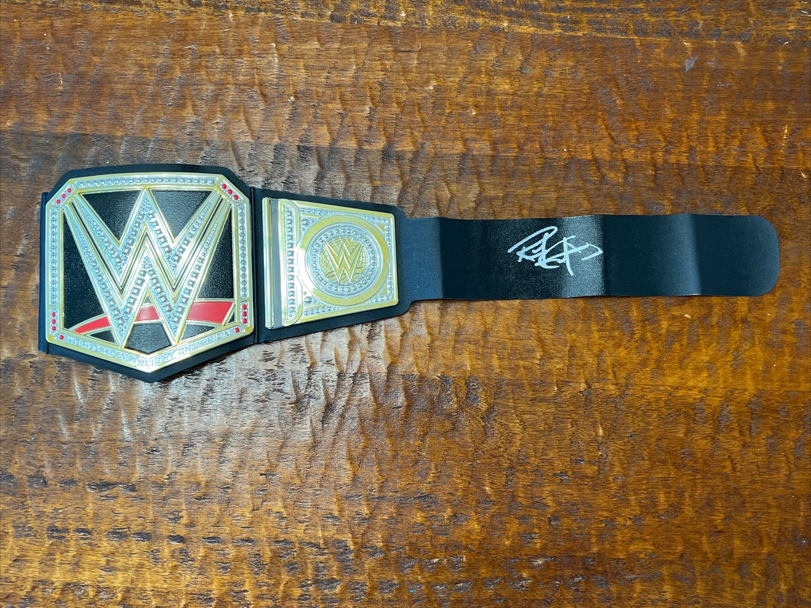 The Rock reveals new championship Raw 2013, which belt is better? #therock  #wwe #wweraw #wwetiktok #wwefan #fyp #foryou, image size:1600x1200