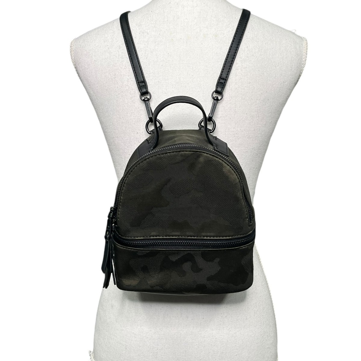 New Steve Madden Backpack Crossbody Camouflage Convertible  display picture 1