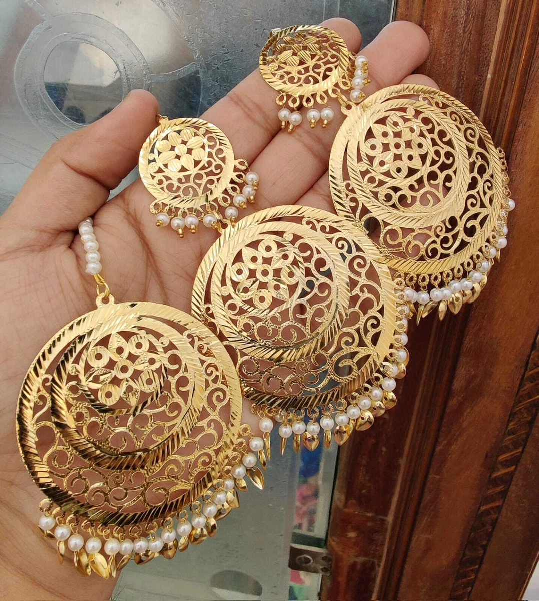 Indian Punjabi Gold Plated Mangtikka Set Earrings With Tikka