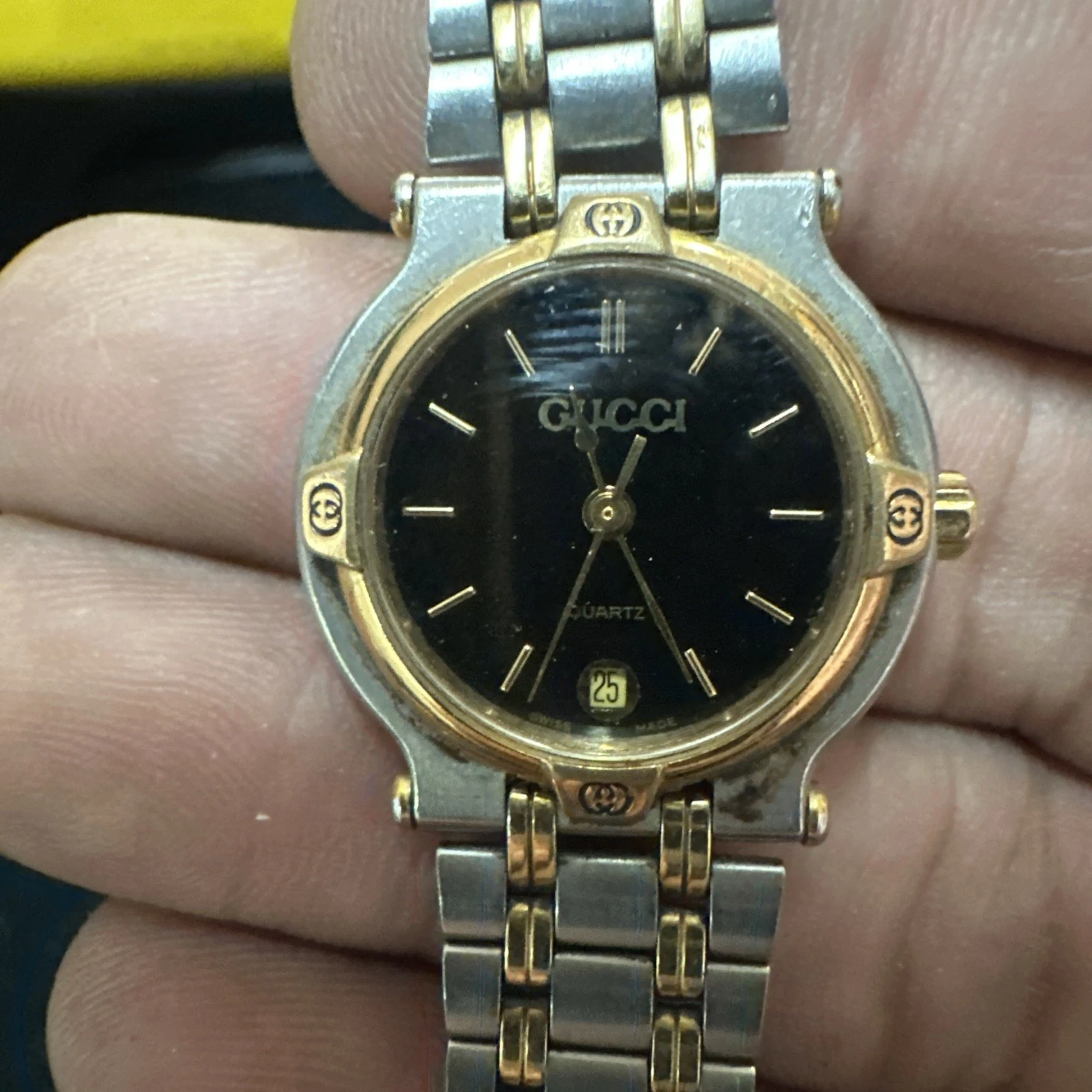 MONTRE VINTAGE GUCCI 9000L or noir date occasion fonctionne voir photos