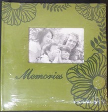 NEW Vintage Memories Green Hardcover Photo Album 9" x 9" SEALED