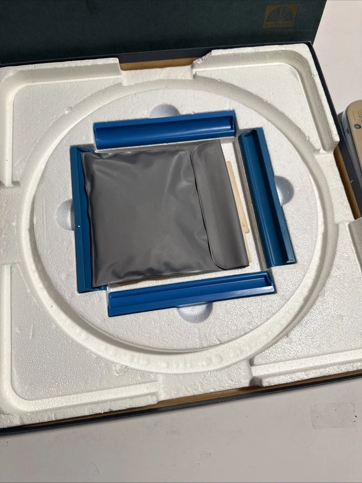 Vintage 1977 Scrabble Deluxe Edition Crossword Game Turntable Base Complete - Image 4 of 4