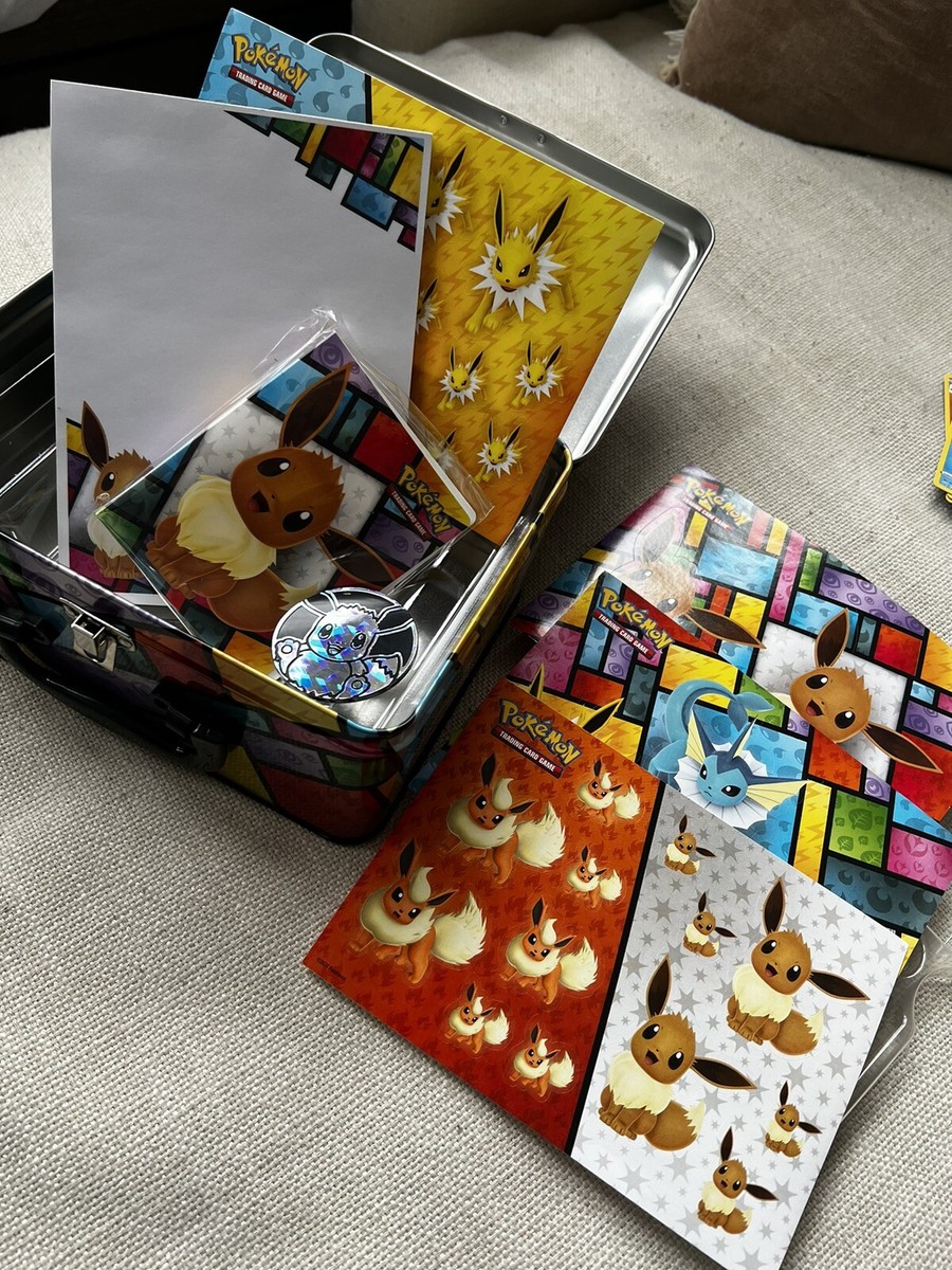 Pokémon TCG: Eevee Collector Chest (+Stickers, Notepad, Coin, Mini
