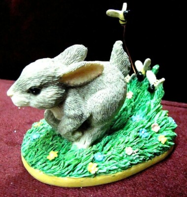 CHARMING TAILS BY DEAN GRIFF  SILVESTRI THE CHASE IS ON! FIGURINE 87386~RARE NEW