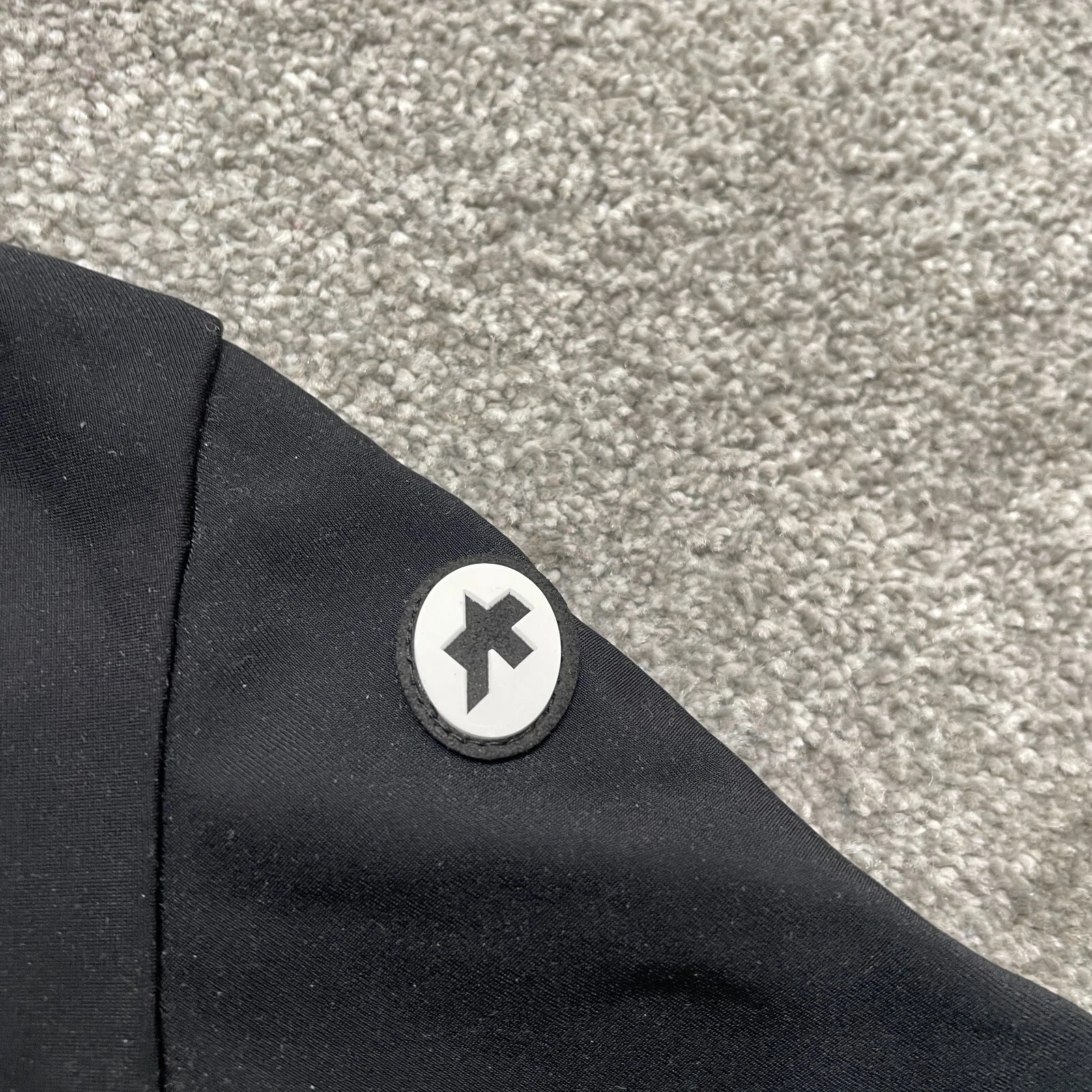 assos mille gt full zip windbreaker jacket