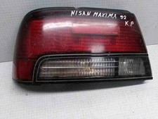 Feu arrière Nissan MAXIMA QX