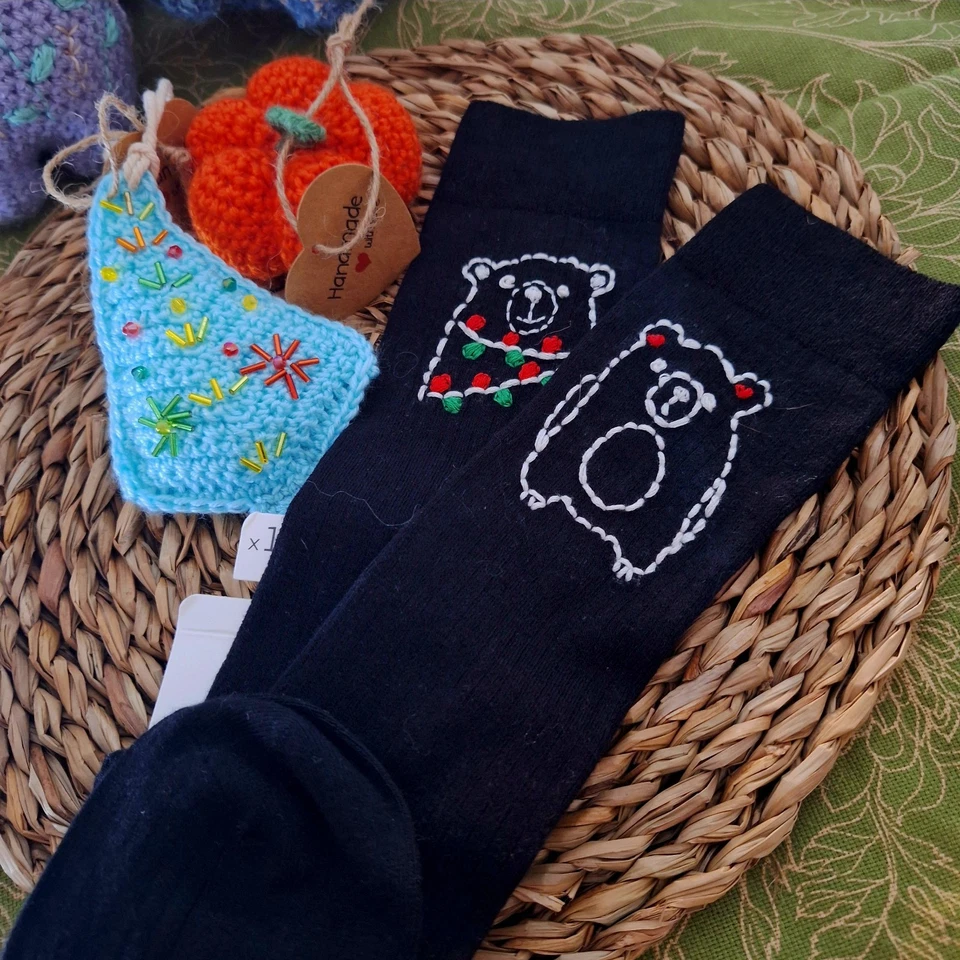 Calcetines  Bordados Mujer,ideas De Regalo,Navidad, artesanal  - Imagen 4 de 4