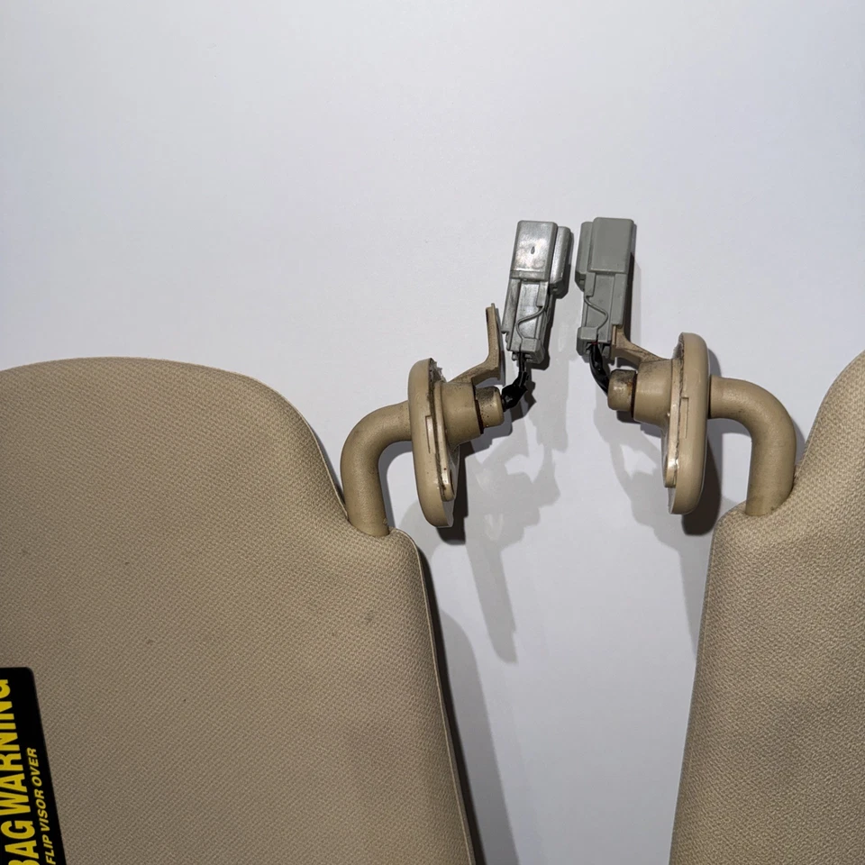 04-08 Acura TSX Driver  Sun Visors LH/RH Shade TAN BEIGE OEM USED See Photos - Image 2 of 4