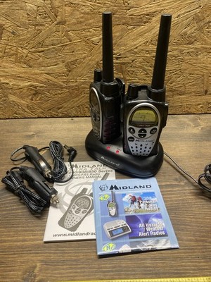 Midland GXT 800 X-Tra Talk 2-Way Radio Walkie Talkies w/ Charger Base Manual Etc