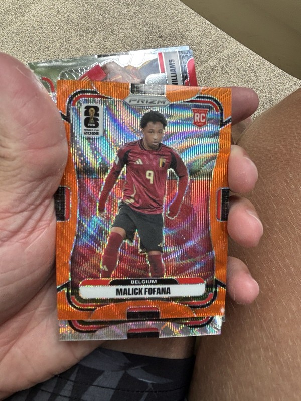 2026 Panini Prizm FIFA World Cup Orange Wave /125  #154 Malick Fofana Belgium RC