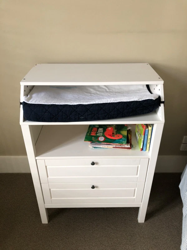 changing table gumtree