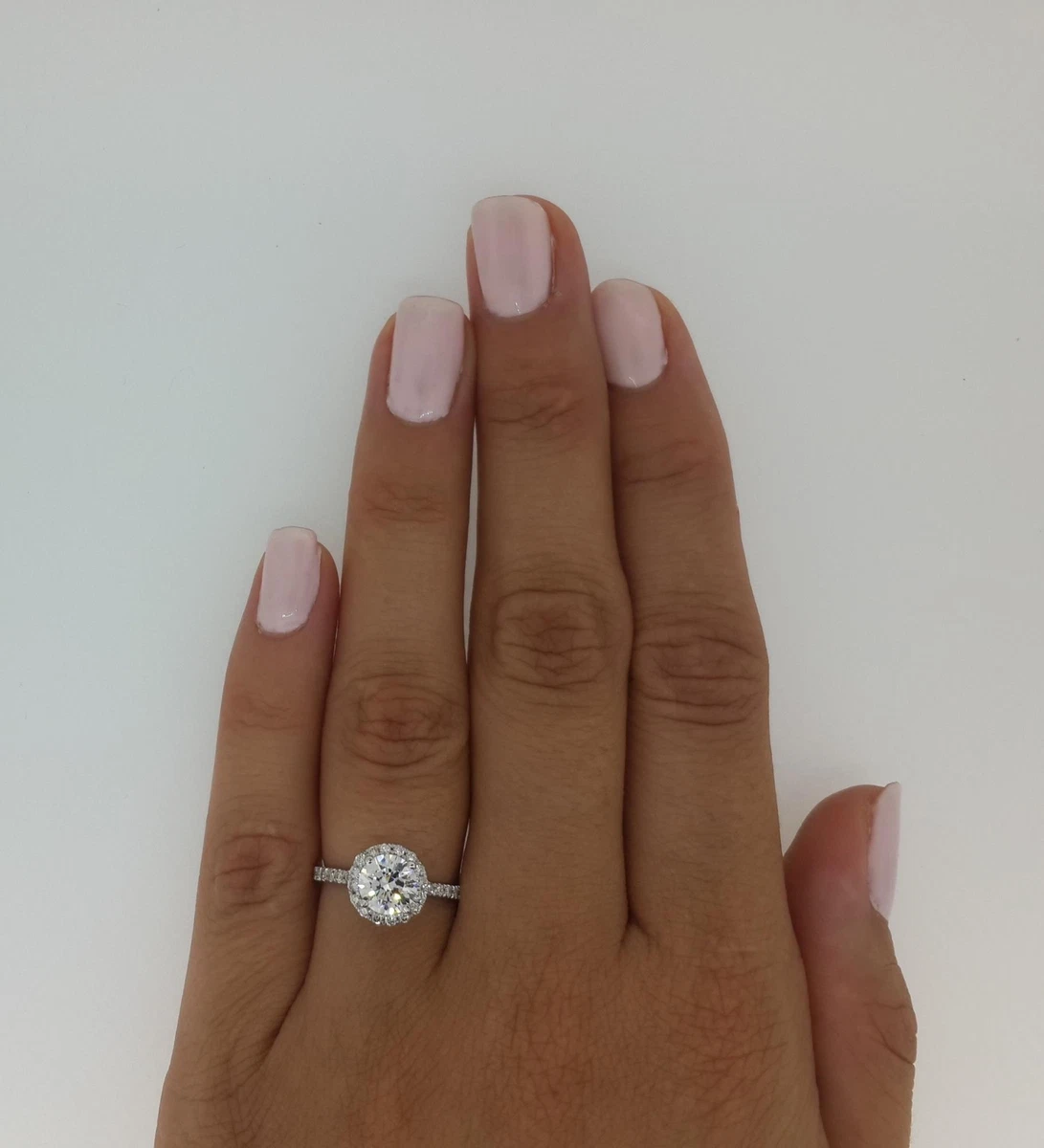 1.6 carat round diamond ring outlet