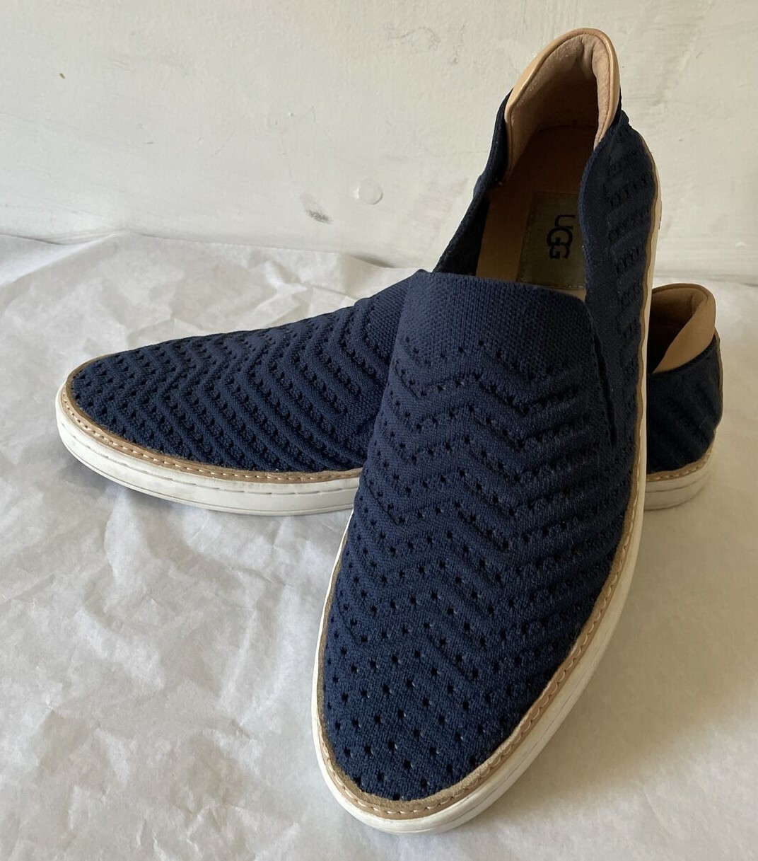 navy blue slip on uggs