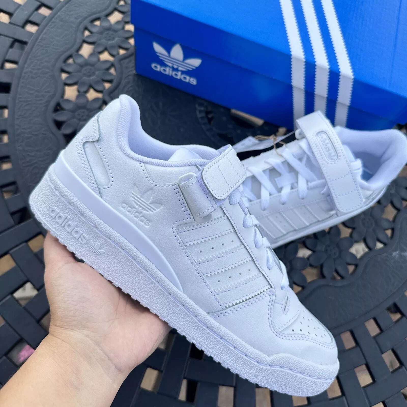 Женская повседневная спортивная обувь Adidas Forum Low Classic белого цвета FZ6463 размера