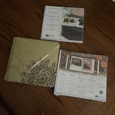 Creative Memories 7x7 Album Moss Green with swirls, Pages  Page Protectors