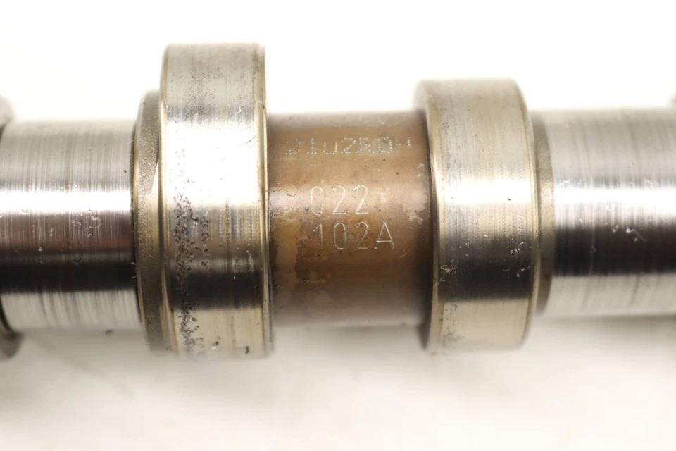 PORSCHE CAYENNE 2004-2006 - Eje de levas de admisión / Árbol de levas 022109102A Foto 2 de 4