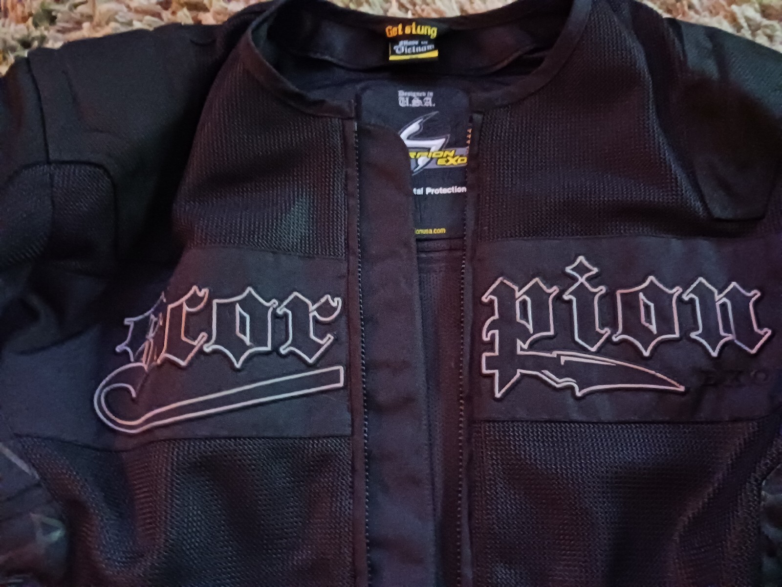 Scorpion EXO Get Stung Black w/ ARMOR Motorcycle Jacket w/ Zip Out