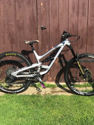 YT Capra Base AL Silber 29 Zoll 